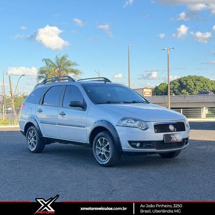 FIAT PALIO 1.4 MPI TREKKING WEEKEND 8V FLEX 4P MANUAL